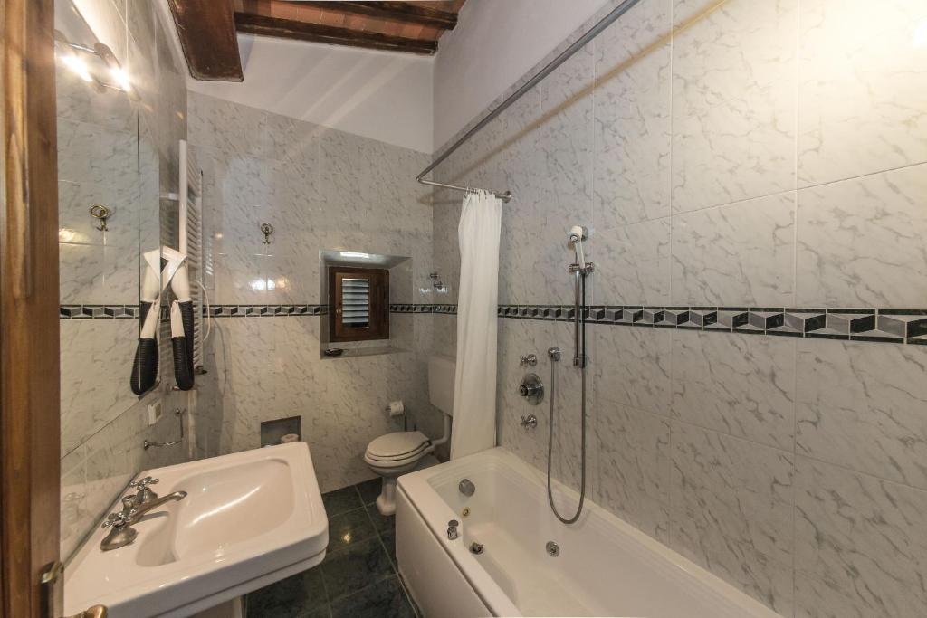 Relais Santa Cristina Guest House Radda in Chianti Phòng bức ảnh